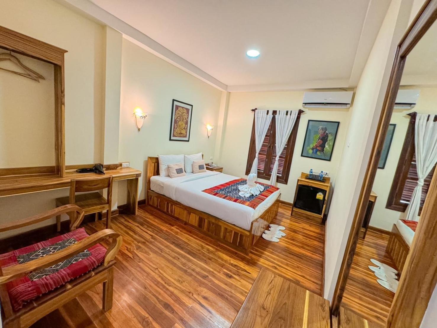 Luang Phasouk Hotel لوانغ برابانغ المظهر الخارجي الصورة